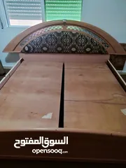  4 تخت مجوز تفصيل كويتي ثقيل للبيع