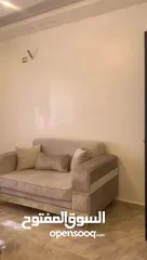  5 طقم كنب لون بيج جديد