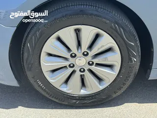  15 هونداي سوناتا 2017 فل الفل عدا الفتحه للايجار ( أسبوعي، شهري فقط ) أفضل الأسعار وأفضل الخدمات