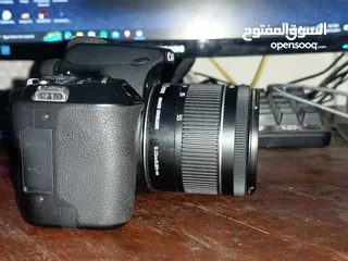  5 Canon 250d - كاميرا