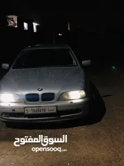  1 BWM5اربعة مقاعد ليد كل شي شغال