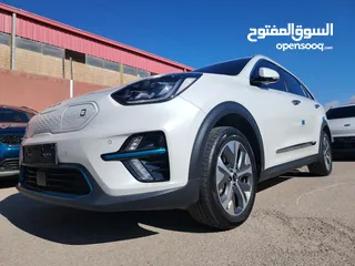  7 كيا نيرو كهربائيه بالكامل ممشى قليل اصلي