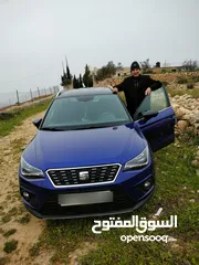  3 سياره سيات ارونا بمواصفات خيالية ، لون جذاب اضاءه داخلية بألوان رائعه ، خاصية التتبع ،  تحديد السرعه