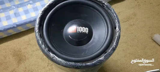  1 JBL 1000 WATT SUBWOOFER