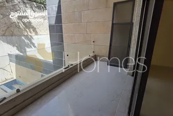  4 فيلا متلاصقة حديثة البناء لم تسكن مع مسبح للبيع في اجمل مناطق عمان - عبدون، مساحة بناء 1000م،