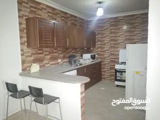  3 شقه مفروشه استثماريه للبيع الجبيهه