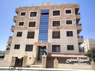  1 شقة 130 متر مربع للبيع - مرج الحمام خلف القرية الملكية