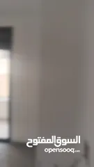  9 شقة في الماصيون طابق اول في منطقة حيوية بجانب الشارع