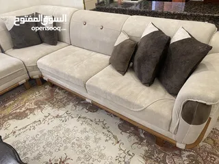 2 كورنر للبيع
