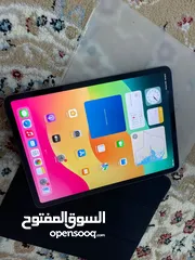  4 ايباد ابل برو 11 انش 64 قيقا نظيف مو مفتوح ؤلا مصلح شرط مع كفر والشاحن والواير الصامل يراسلني وتساب