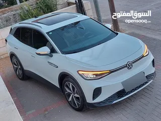  6 فولكسفاغن ID4  بيور بلس 2022 / قطعت 27 فقط/ فحص كاامل
