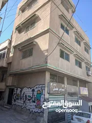  3 بيت كبير مكون من عده شقق للبيع