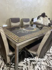  1 طاوله سفره مع 6 كراسي
