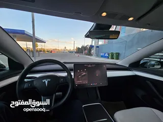  8 تسلا موديل 3 بيرفورمنس 2023