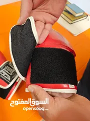  3 كيس ملاكمة مع قفازات