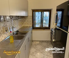  8 شقة مميزة مفروشة للايجارفي عين مصباح