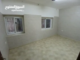  7 شقة للايجار غير مفروشة رافات  وسط البلد عرسان او عائلة صغيرة 1200 شيكل