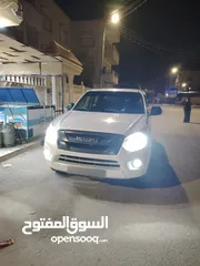  4 ايسوزو مميزه للبيع 2108