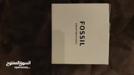  6 ساعة ذكية نوع Fossil