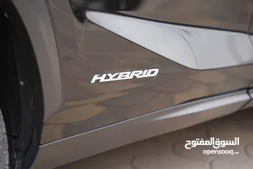  6 Lexus NX300H 2019