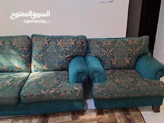  3 كنب للبيع بحاله ممتازه