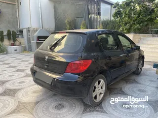  3 سياره بيجو 307 لون اسود 2005