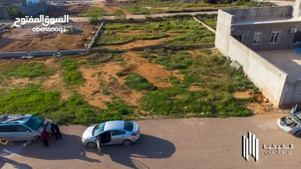  7 أرض مميزة للبيع في طريق طرابلس مقابل فتحت بوصنيب عند القوس امتداد شارع معهد الكهرباء