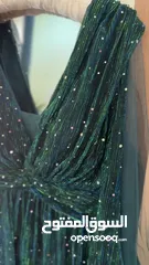  7 فستان سهرة أنيق بأكمام فانوس مرصع بالترتر