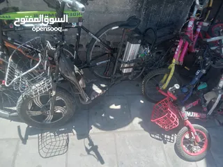  1 دراجه كهربائيه بتمشي بالشحنه 20 كيلو متر الشحن مده ساعه فقطالسعر 130 دينار