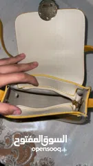  2 حقيبة صفراء