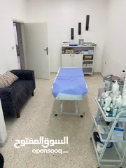  4 للبيع صالون سيدات مرخص وشغال في اكتر مناطق ابو نصير حيوية