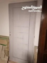  1 door باب مفرد