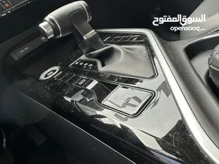  10 كيا نيرو الشكل الجديد وارد وكفالة الشركة 2023 فحص كامل ولا ملاحظة .