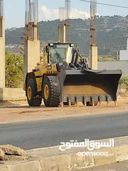  8 جرافه فولفو 120 سي