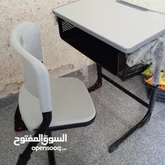  3 طاولة مع كرسي للدراسة