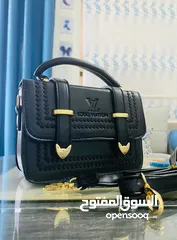  24 هدايا مميزة