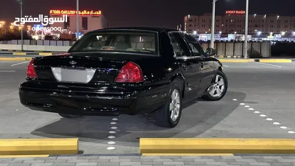  4 ‎للبيع فورد crown victoria P71