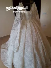  4 فستان زفاف جديد استعمال مرة واحدة فقط للبيع بسعر مغري