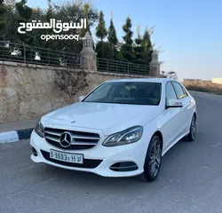  4 مرسيدس بنز E200