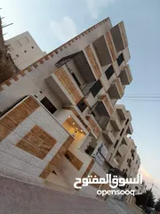  8 للبيع شقة طابق ارضي مع تراس أمامي سوبر ديلوكس في ضاحية الياسمين قرب مسجد نابلس 125 متر