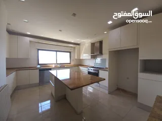  6 شقة غير مفروشة للإيجار 320م2 ( Property 17823 )-175089661