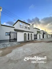  10 منازل للبيع تشطيب تام مقسم قطران يبعد اقل من 3 كيلو عن مسجد خلوه فرجان