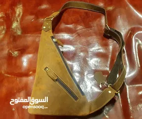  2 Handmade leather shoulder bags حقائب كتف جلدية مصنوعة يدويا