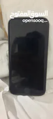  2 ايفون 8مش مفتوح