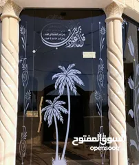  6 تفصيل تنفيذ وصيانة ابواب واجهات السيكوريت بافضل جوده ووقت وسعر