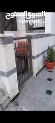  4 منزل مكون من 3غرف نوم و3 حمامات واحده ماستر وصاله وصالون  وحديقه عدد 2