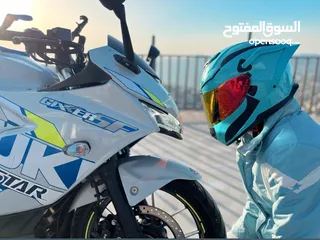  4 دراجة سوزوكي جكسر 250cc