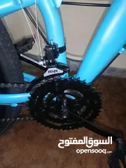  3 بسكليت جنط 26 لون ازرق قابل للطوي بحاله الوكاله ولا خدش مع الكفاله 1 سنه إقرأ الوصف bike