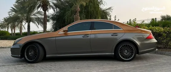  1 Mercedes Cls500 2009.