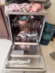  4 اسلام وعليكم عندي شاشه هاير 65 انش وجلاي هاير وحماصه ملابس كيلفن